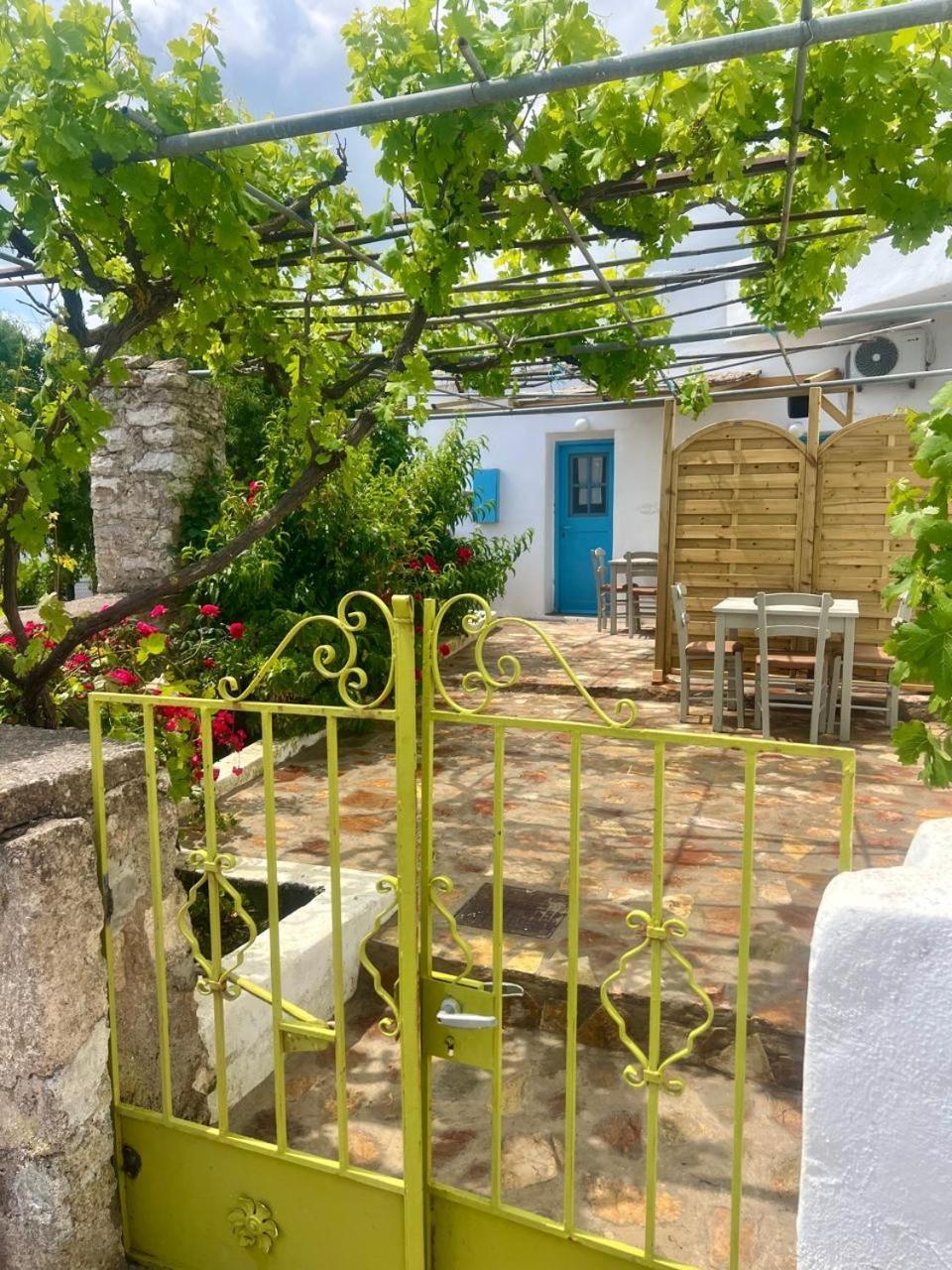 Appartamento Kamaraki Grande Aroniadika Kýthira Esterno foto